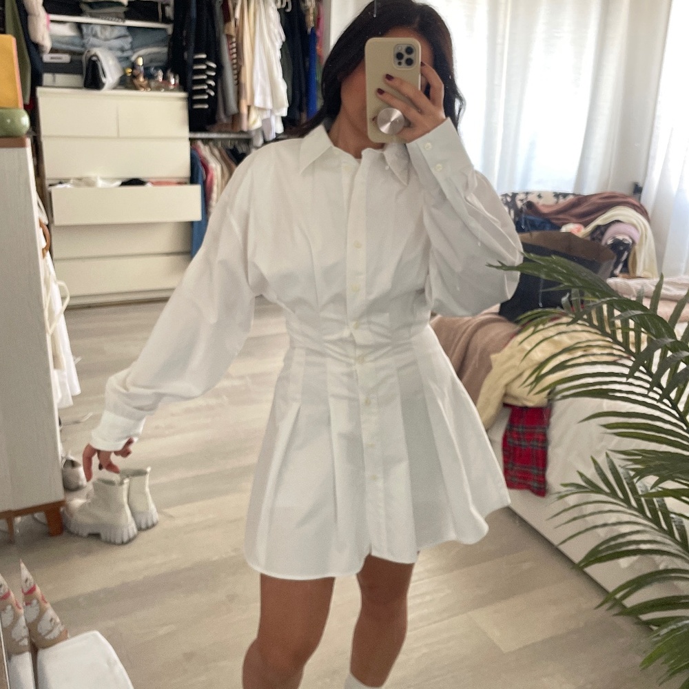 White shirt shirt